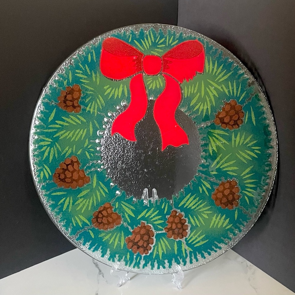 16" Holiday Wreath & Bow Platter by Peggy Karr